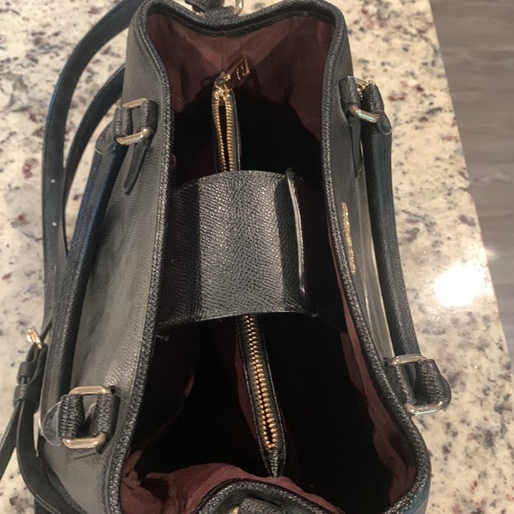 Leather coach handbag. Suede interior. - Picture 7 of 12